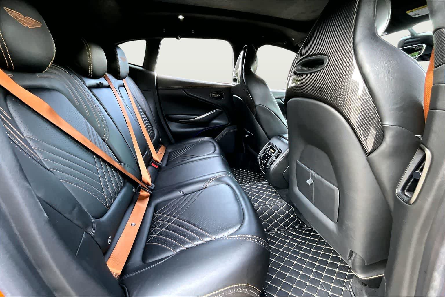 Used 2021 Aston Martin DBX AWD/4WD image 19