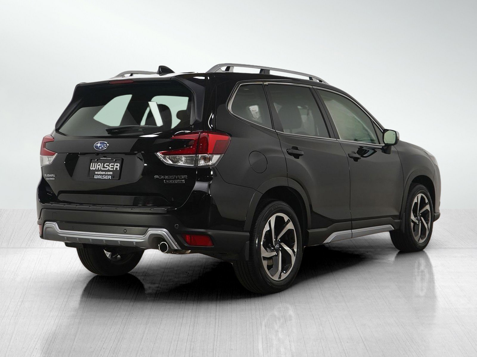 Used 2024 Subaru Forester Touring image 5