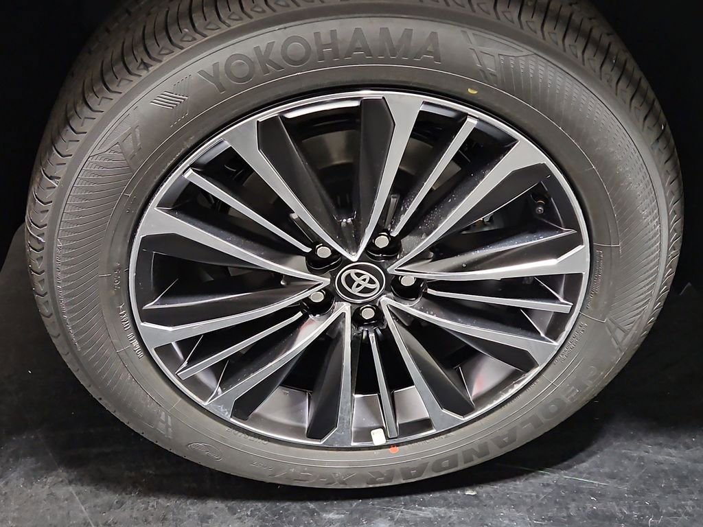 New 2026 Toyota Grand Highlander AWD Hybrid image 9