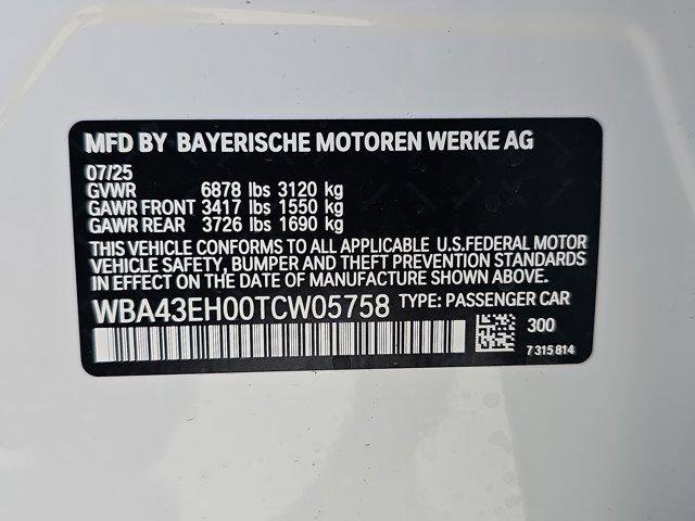 New 2026 BMW 750e xDrive image 36