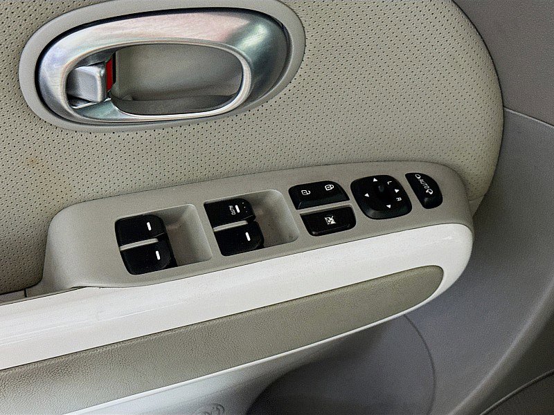 Used 2017 Kia Soul EV + FWD image 19