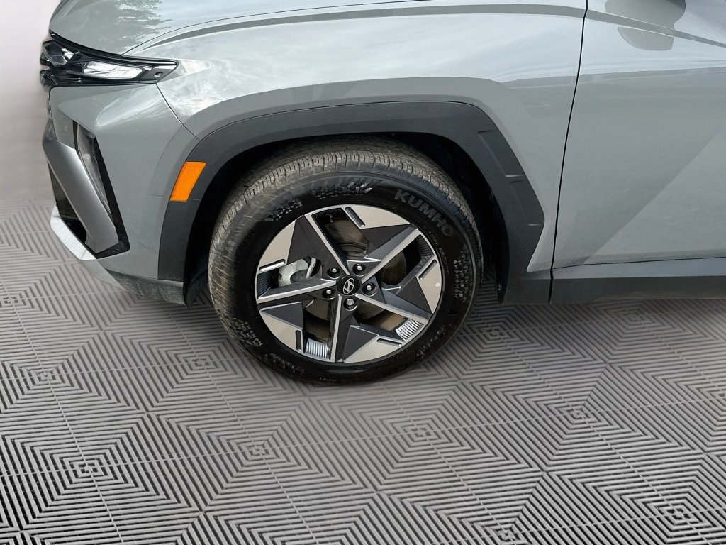 Used 2025 Hyundai Tucson SEL FWD image 34