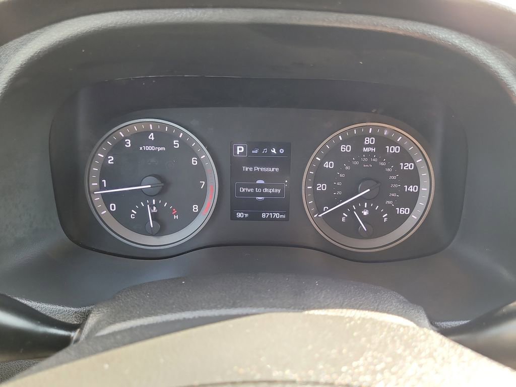Used 2018 Hyundai Tucson Value w/ Cargo Package FWD image 29