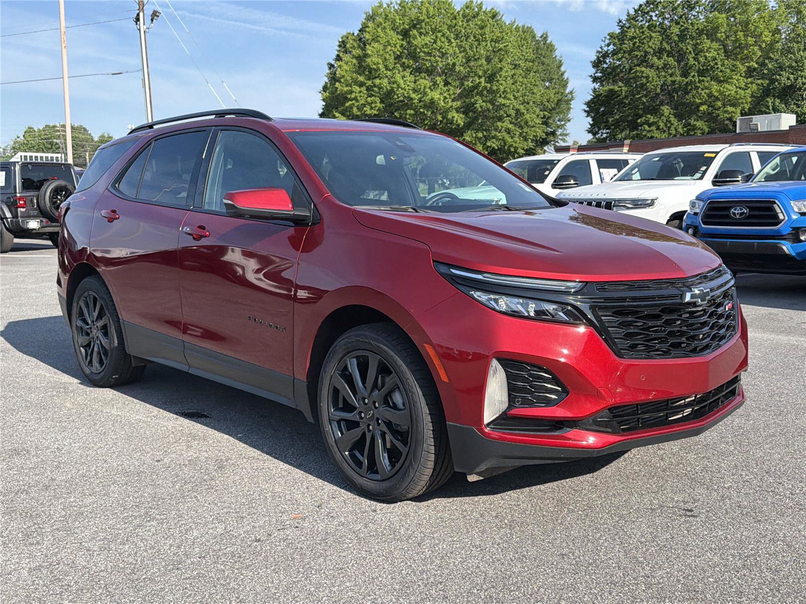 Used 2024 Chevrolet Equinox RS w/ RS Leather Package FWD image 4