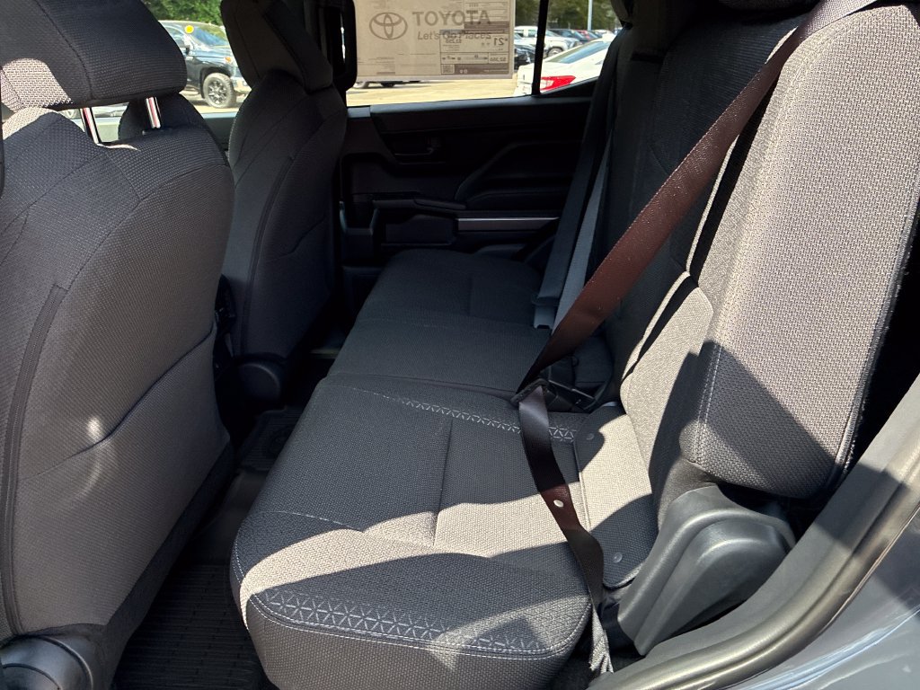 New 2026 Toyota 4Runner SR5 AWD/4WD image 16
