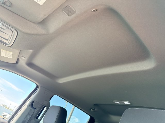 Used 2022 Chevrolet Silverado 1500 LT Trail Boss w/ LPO, Dark Essentials Package AWD/4WD image 22