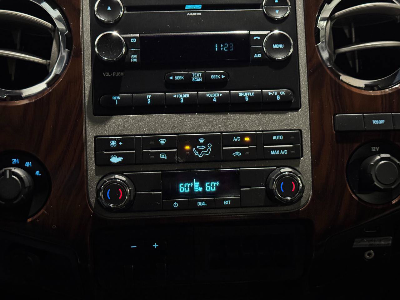 Used 2011 Ford F350 Lariat w/ Chrome Pkg AWD/4WD image 25