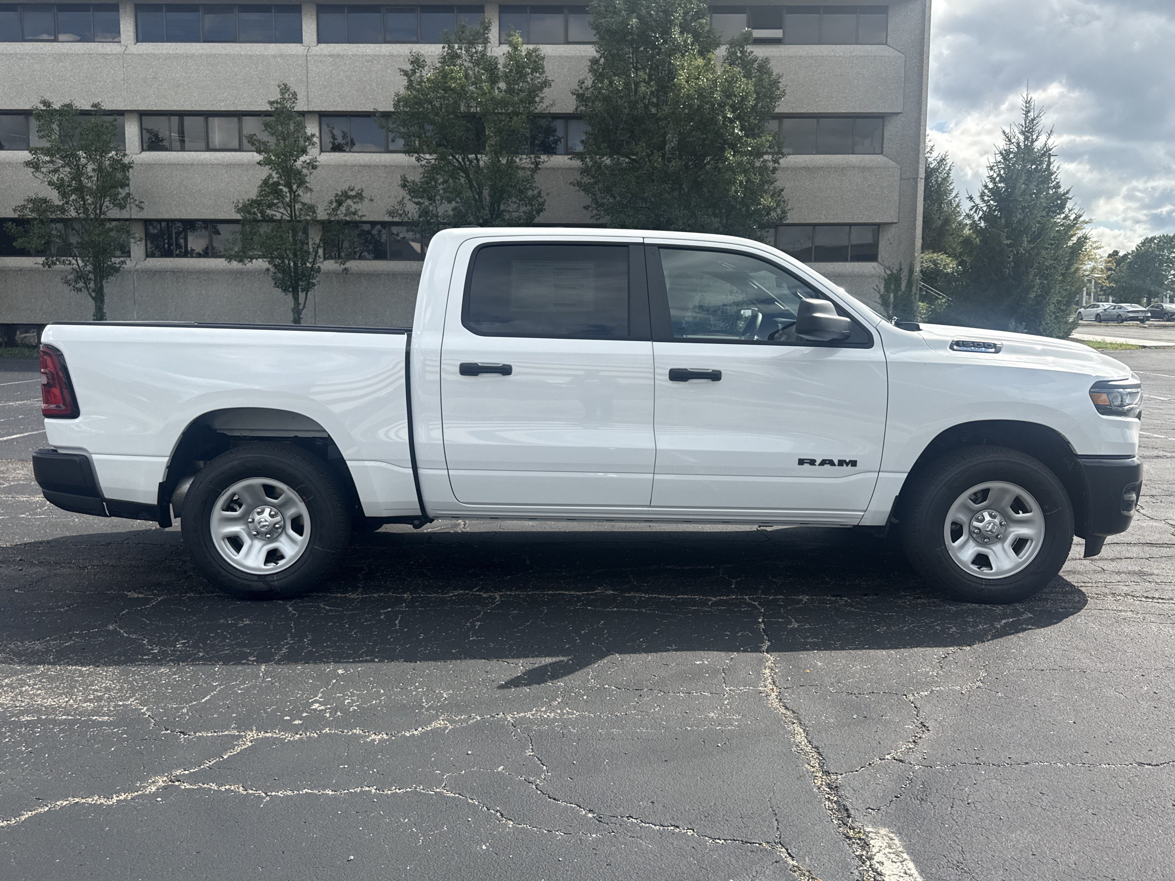 New 2026 RAM 1500 Tradesman AWD/4WD image 11