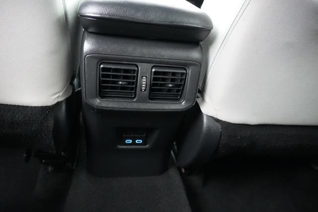 Used 2022 Toyota RAV4 XLE FWD image 17