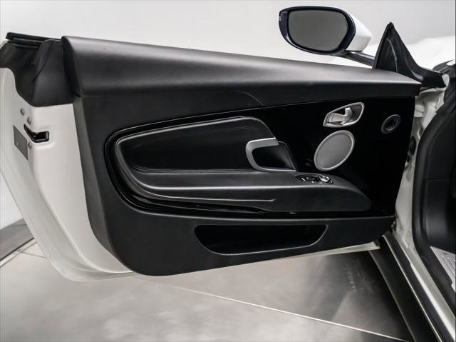Used 2019 Aston Martin DB11 Base image 21