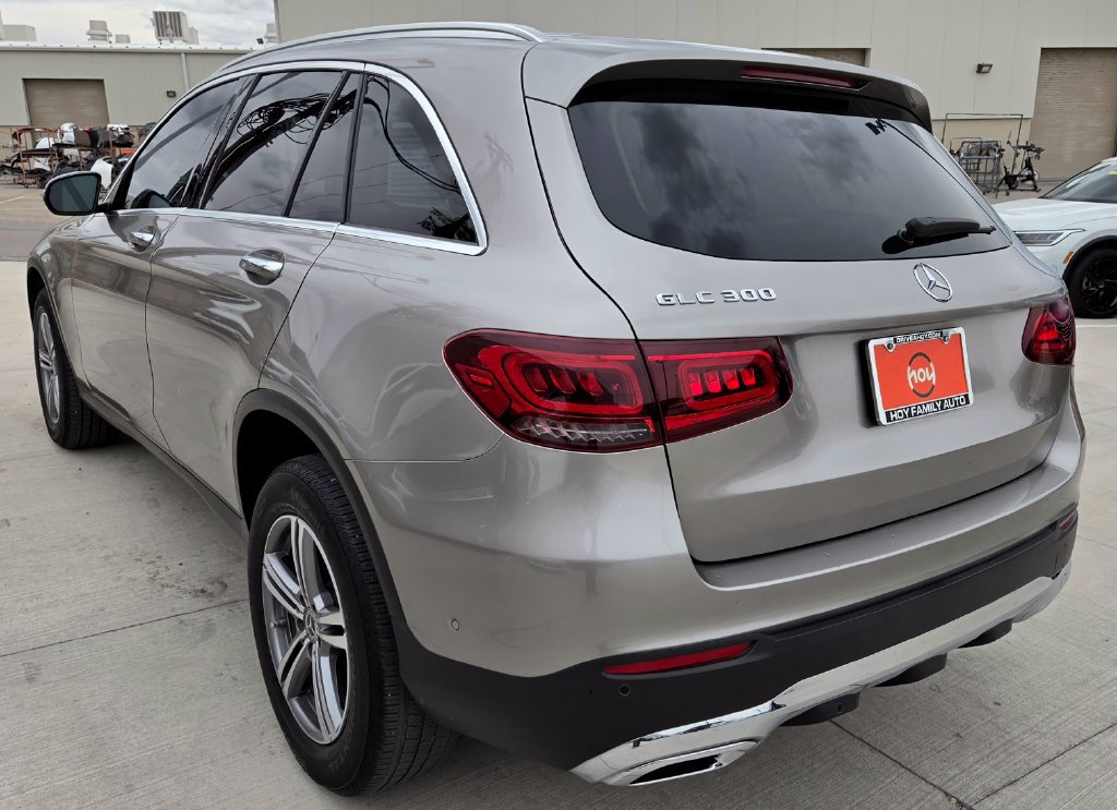 Used 2022 Mercedes-Benz GLC 300 image 7