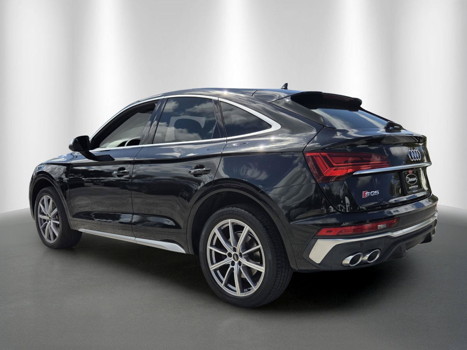 Used 2022 Audi SQ5 Premium Plus w/ Premium Plus Package AWD/4WD image 5