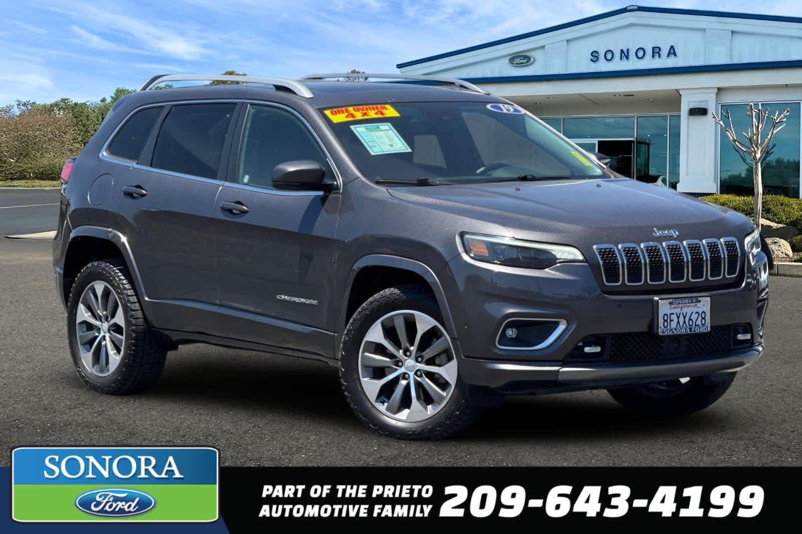 Used 2019 Jeep Cherokee Overland w/ Technology Group