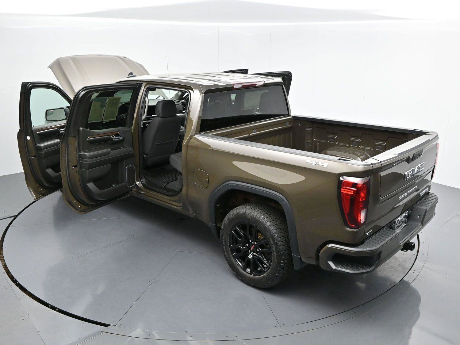Used 2023 GMC Sierra 1500 Elevation image 36
