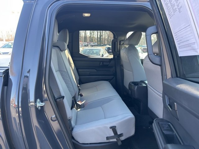 Used 2025 Toyota Tacoma SR5 image 17
