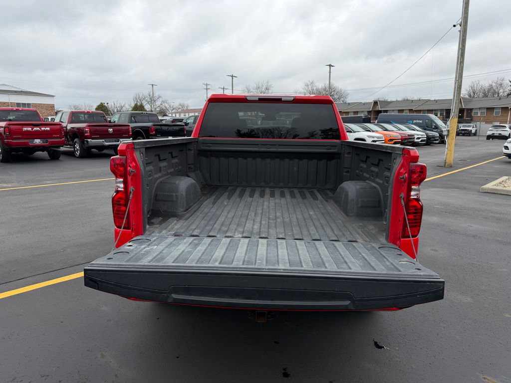 Used 2024 Chevrolet Silverado 1500 Custom w/ LPO, Dark Essentials Package image 7