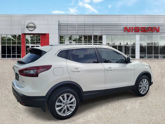 Certified 2021 Nissan Rogue Sport SV FWD image 2