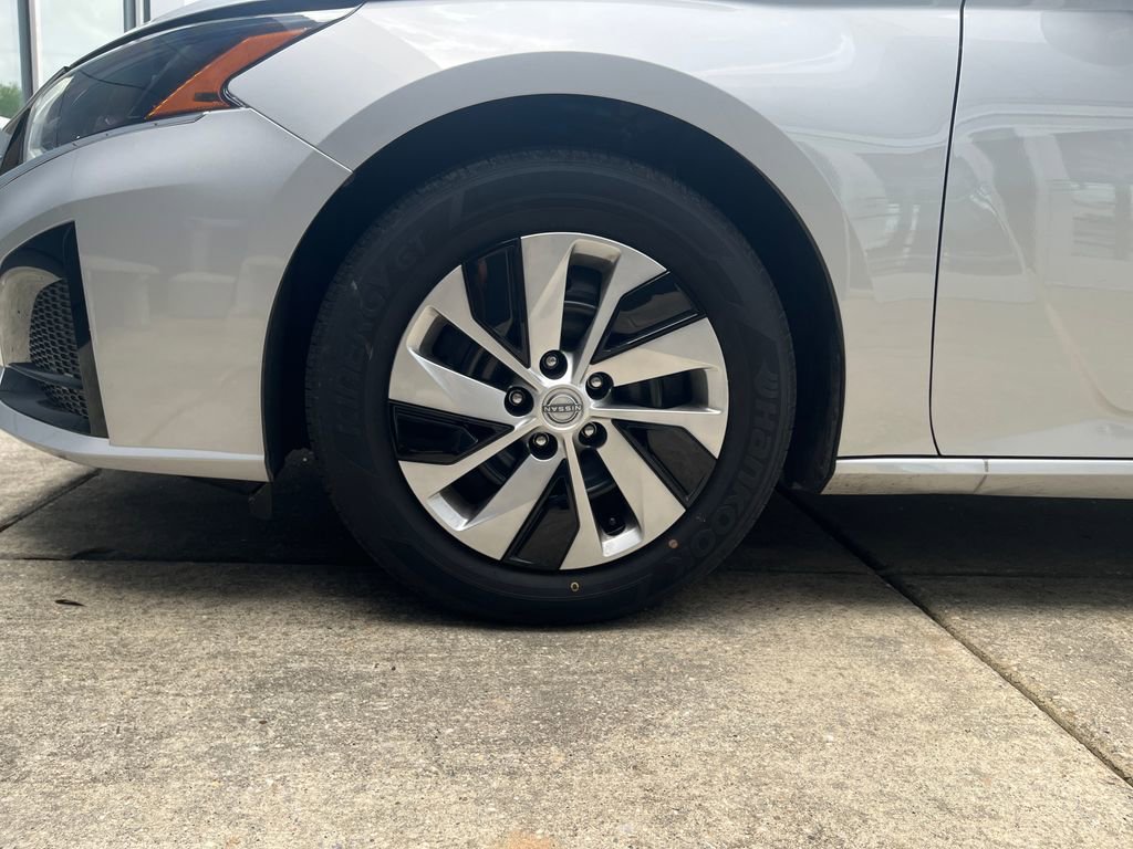 Certified 2025 Nissan Altima 2.5 S image 22