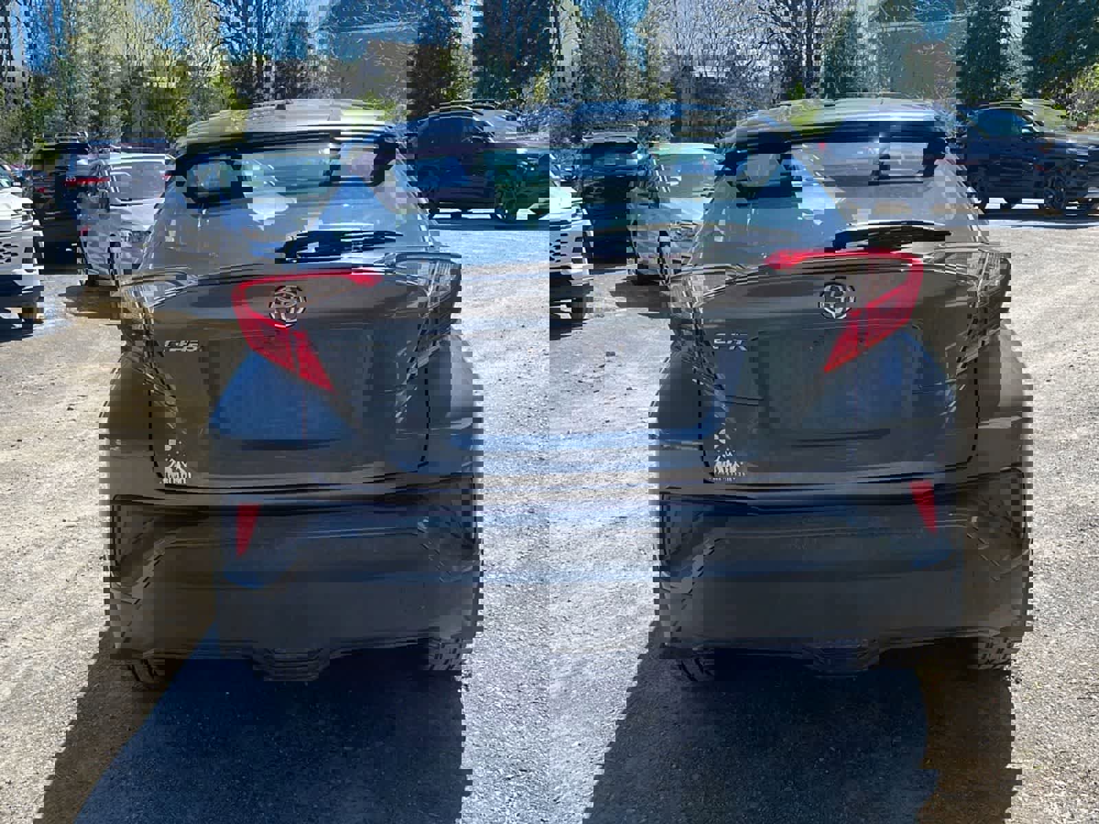 Used 2018 Toyota C-HR XLE FWD image 7