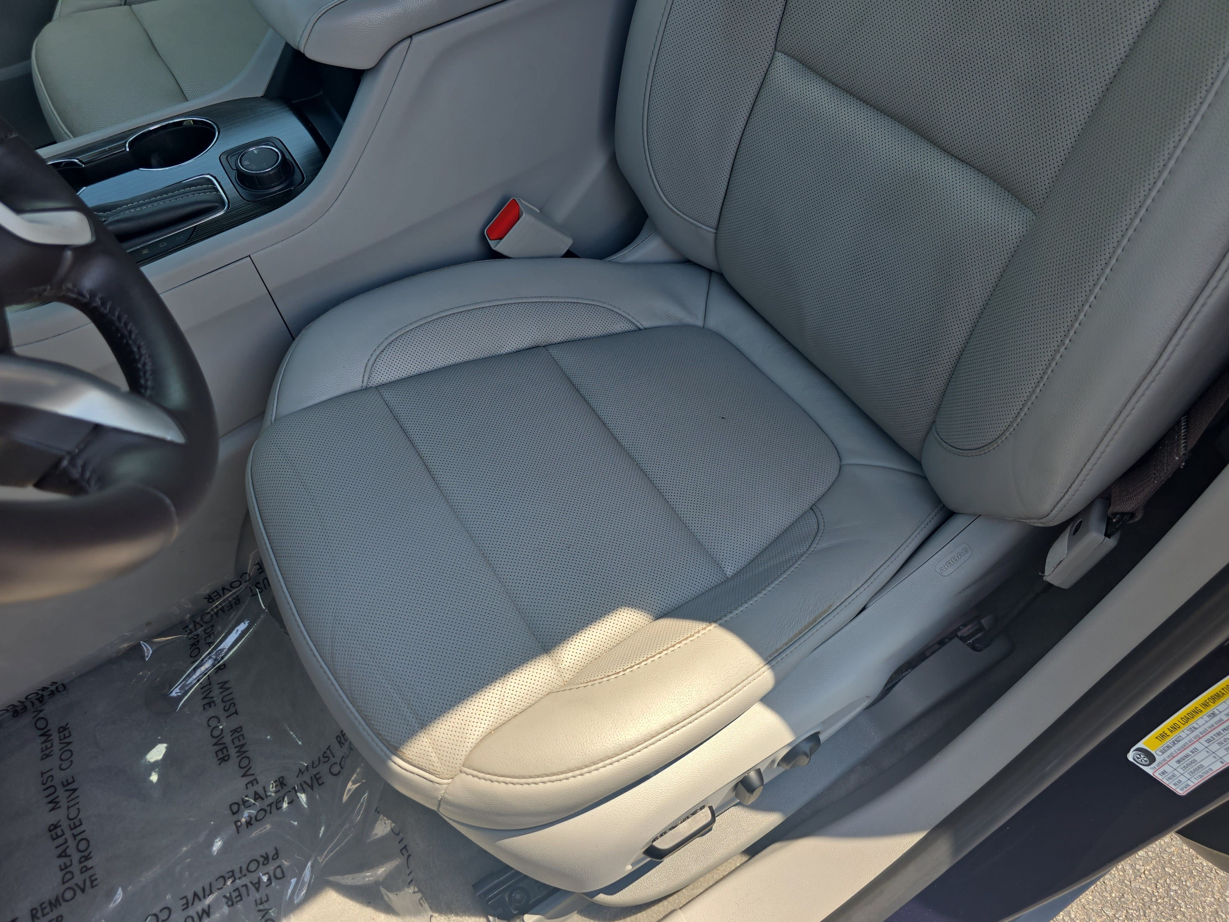 Used 2017 GMC Acadia SLT FWD image 16