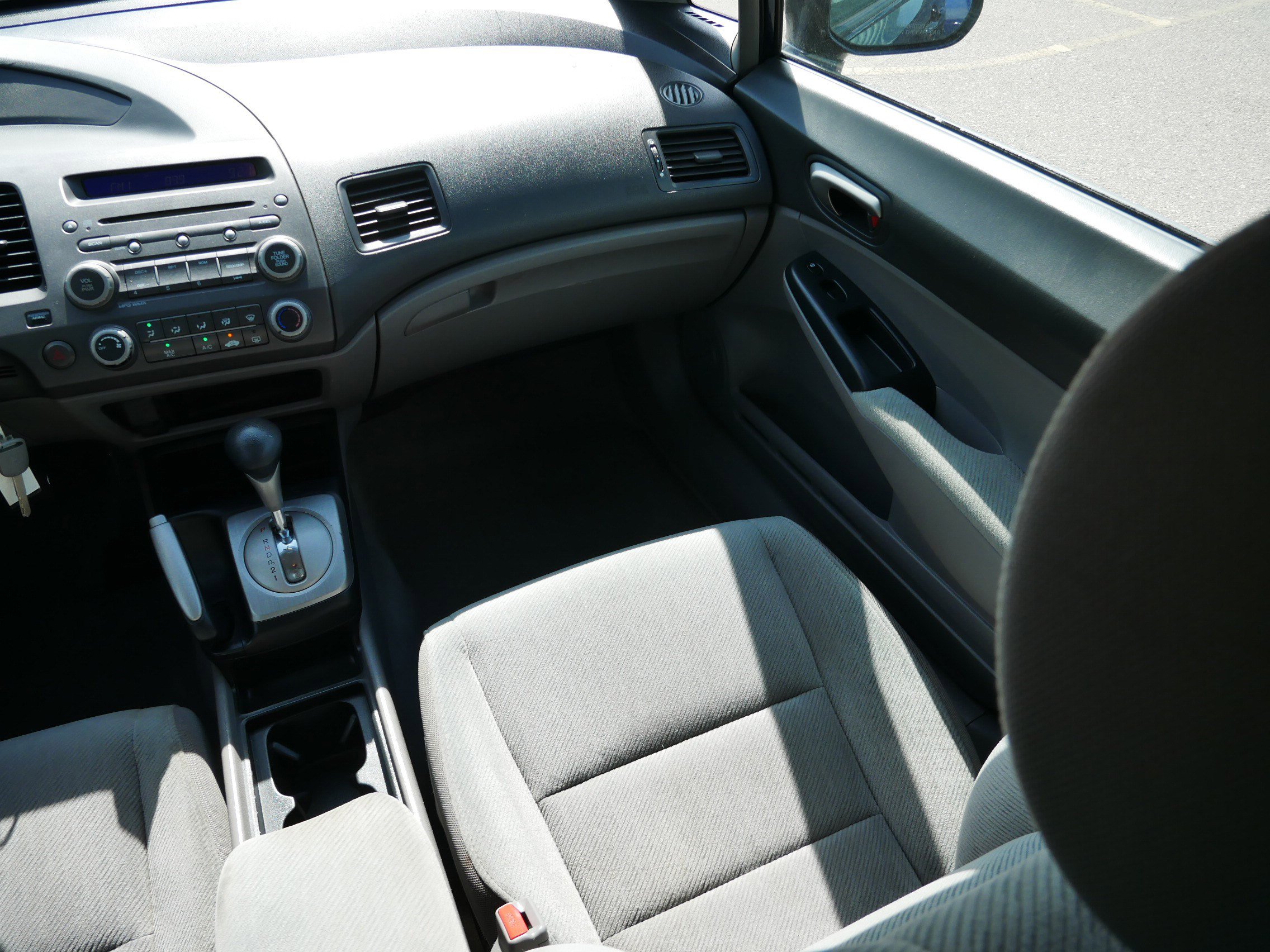 Used 2010 Honda Civic LX image 11