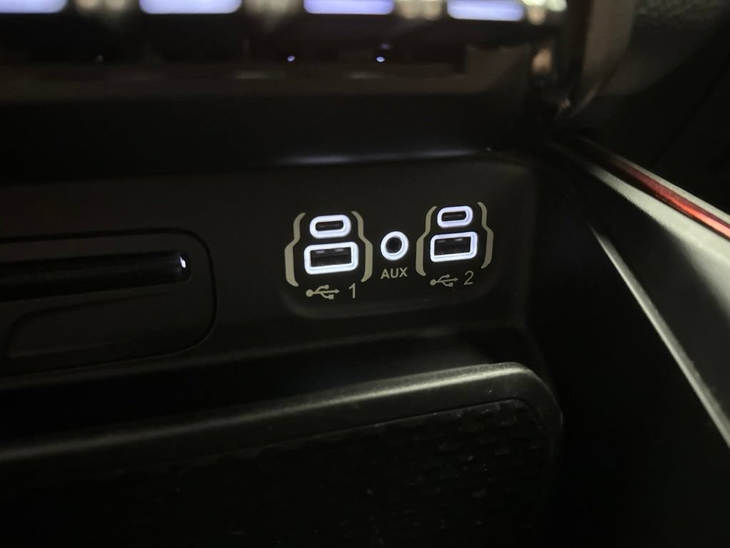 Used 2019 RAM 1500 Rebel AWD/4WD image 40