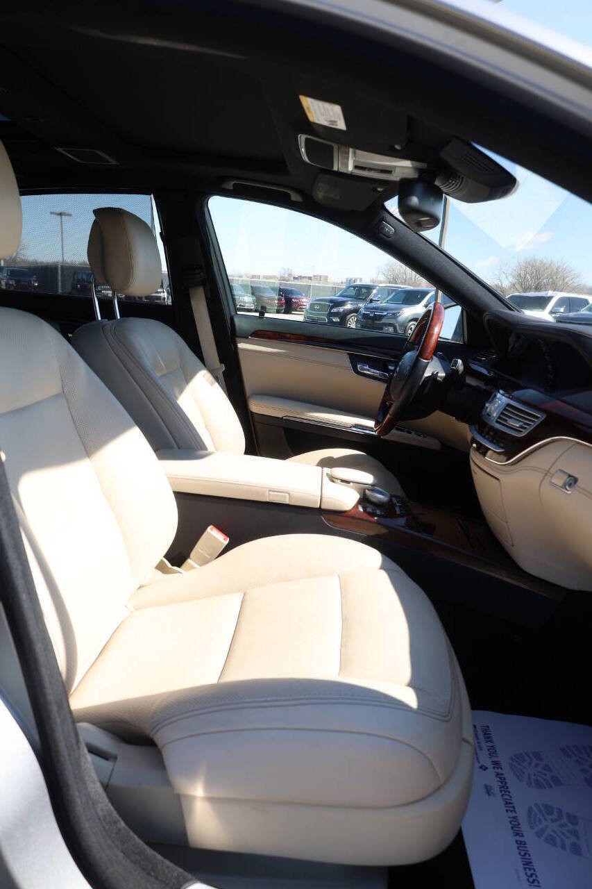 Used 2013 Mercedes-Benz S 550 image 15