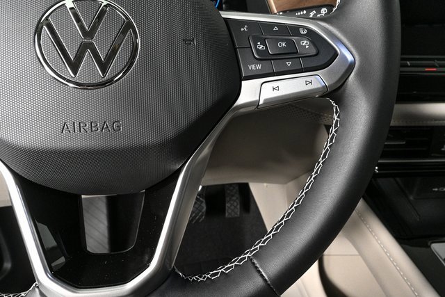 New 2026 Volkswagen Atlas SE image 10