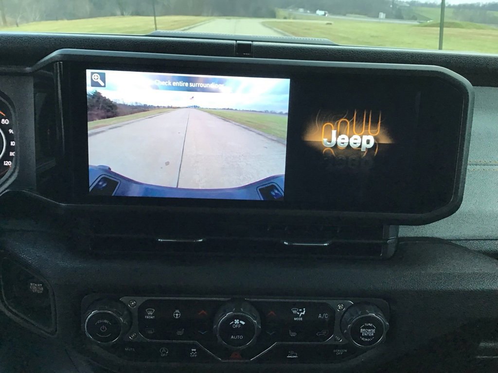 Used 2024 Jeep Gladiator Willys image 40