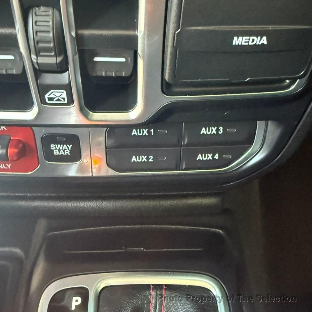 Used 2020 Jeep Wrangler Unlimited Rubicon AWD/4WD image 40