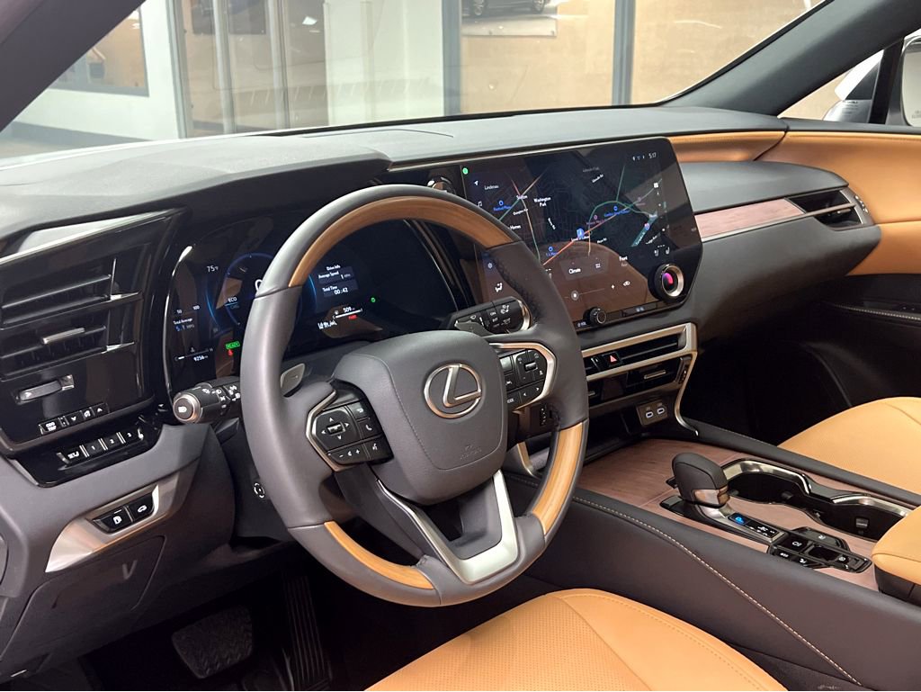 Certified 2026 Lexus RX 350h AWD/4WD image 39