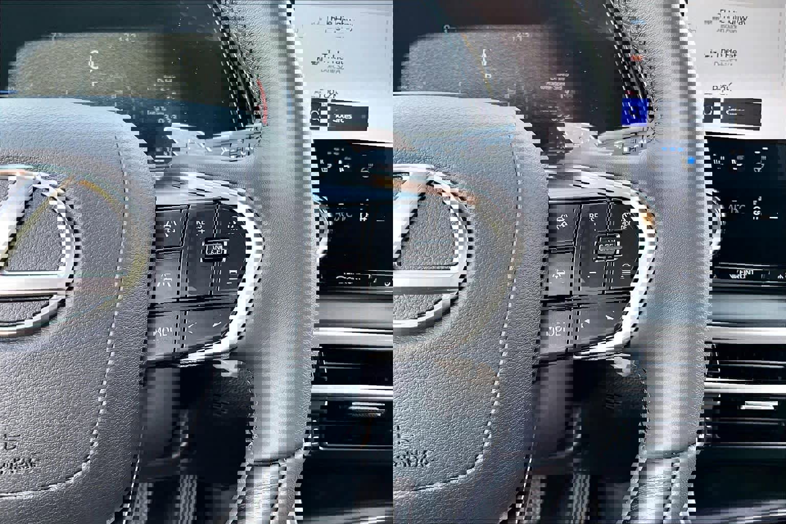 Used 2025 Lexus RX 350 Premium w/ Convenience Package image 22