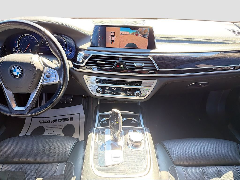 Used 2019 BMW 750i xDrive w/ M Sport Package image 22