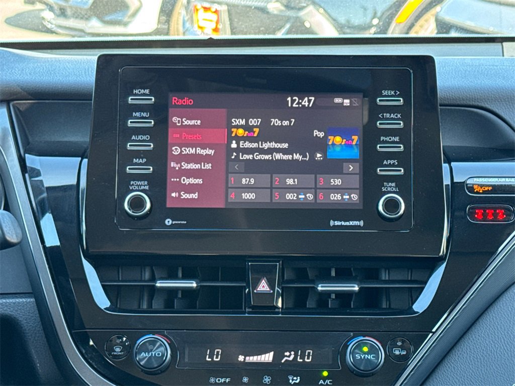 Used 2023 Toyota Camry SE image 22