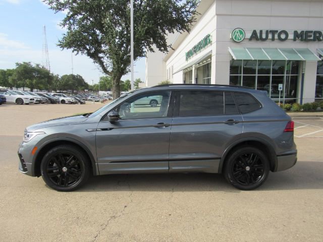 Used 2022 Volkswagen Tiguan SE R-Line FWD image 10