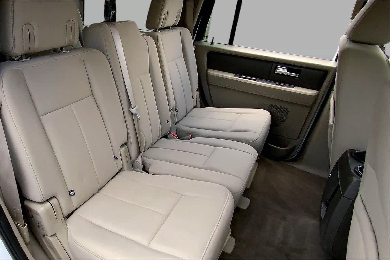 Used 2014 Ford Expedition XLT RWD image 20
