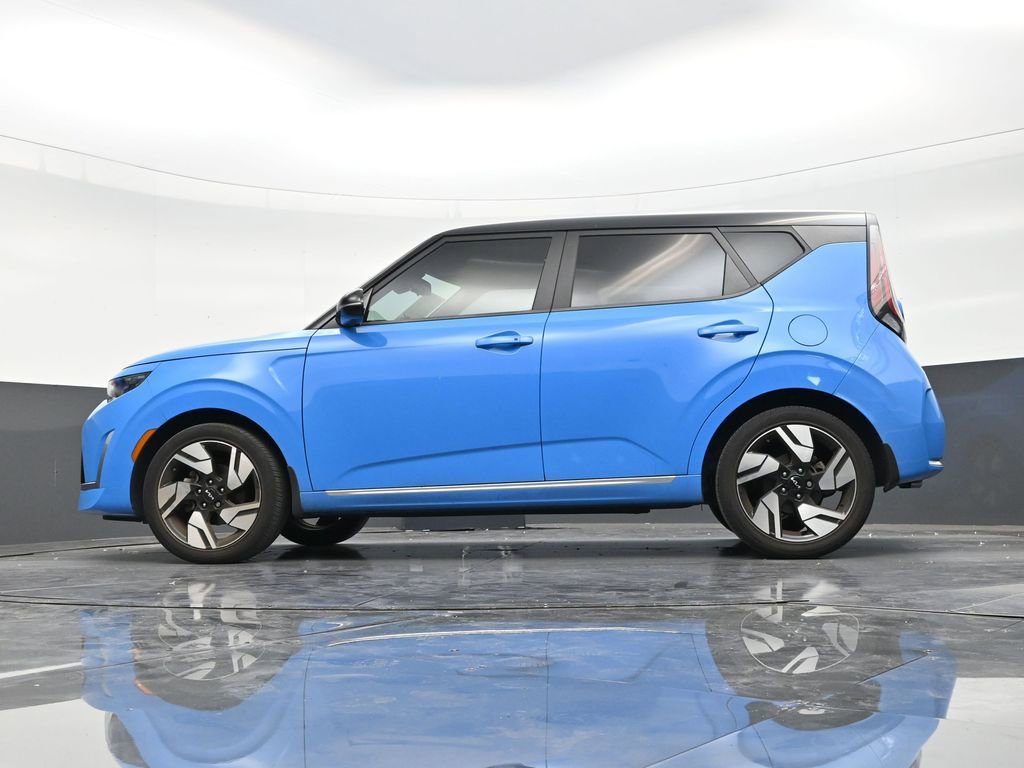 Used 2023 Kia Soul GT-Line FWD image 21