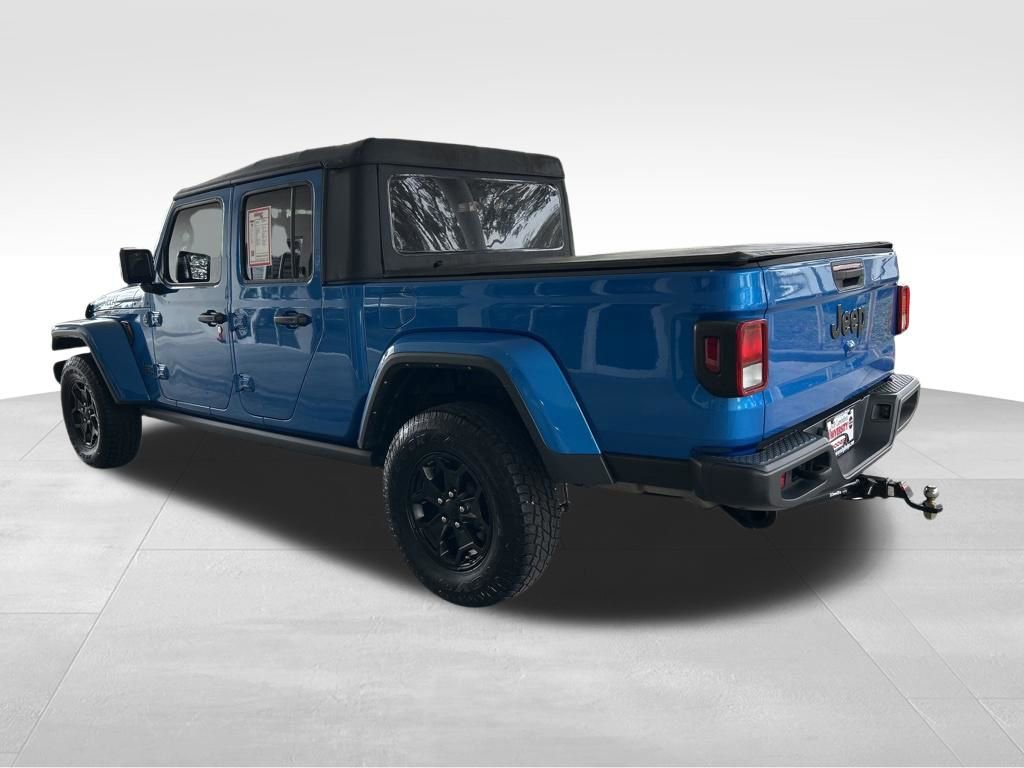 Used 2022 Jeep Gladiator Willys image 4