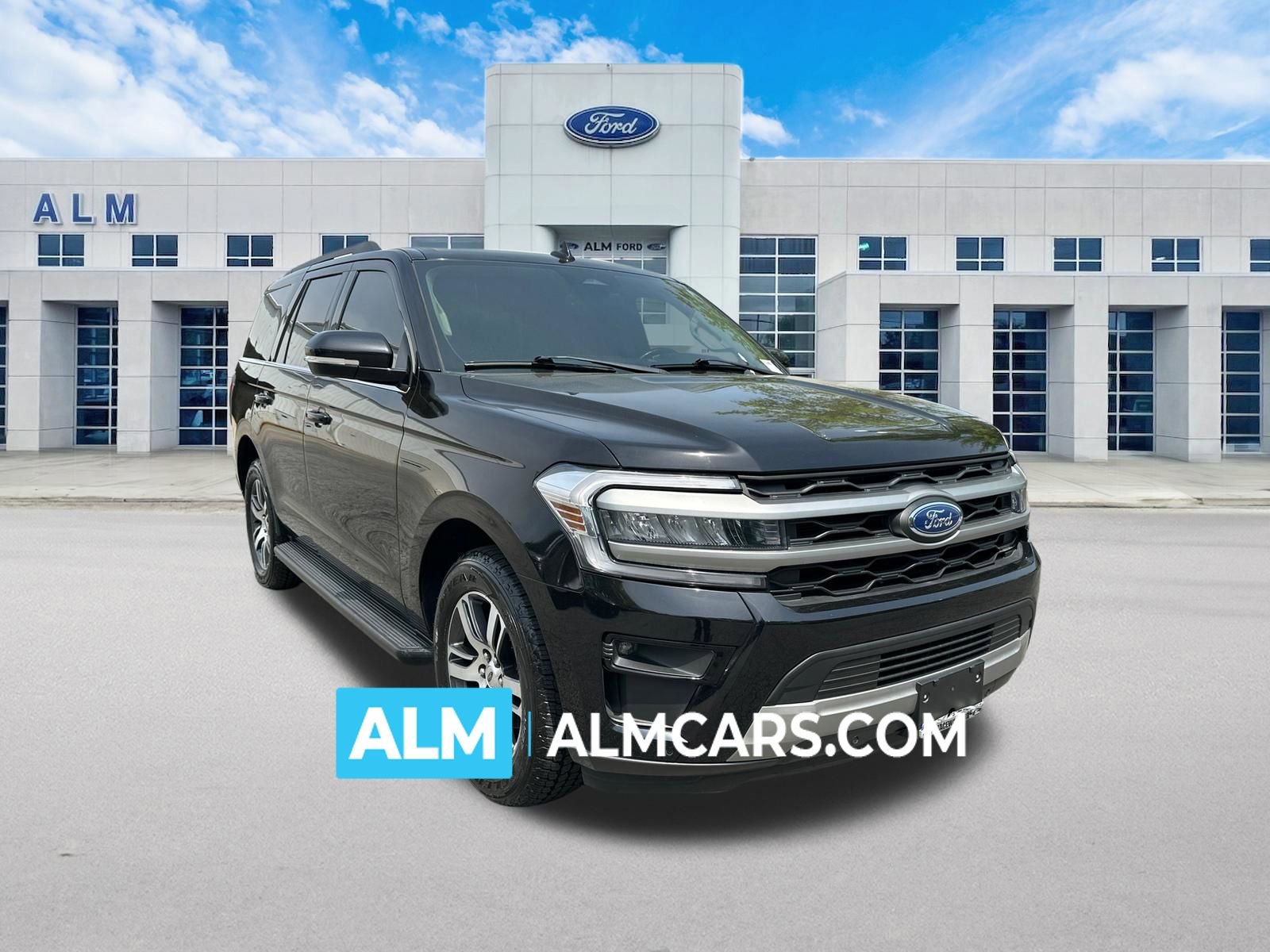 Used 2024 Ford Expedition XLT