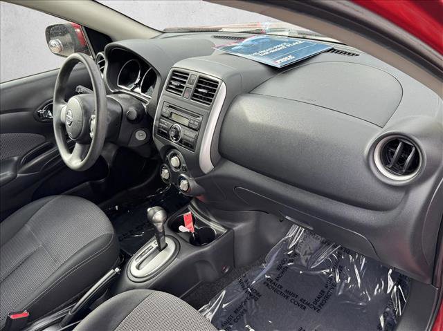 Used 2014 Nissan Versa SV FWD image 19