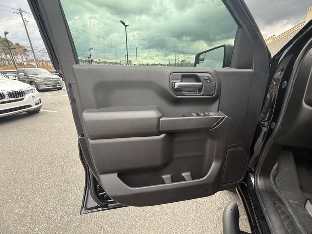Used 2026 Chevrolet Silverado 1500 Custom w/ Turbomax Blackout Package image 17