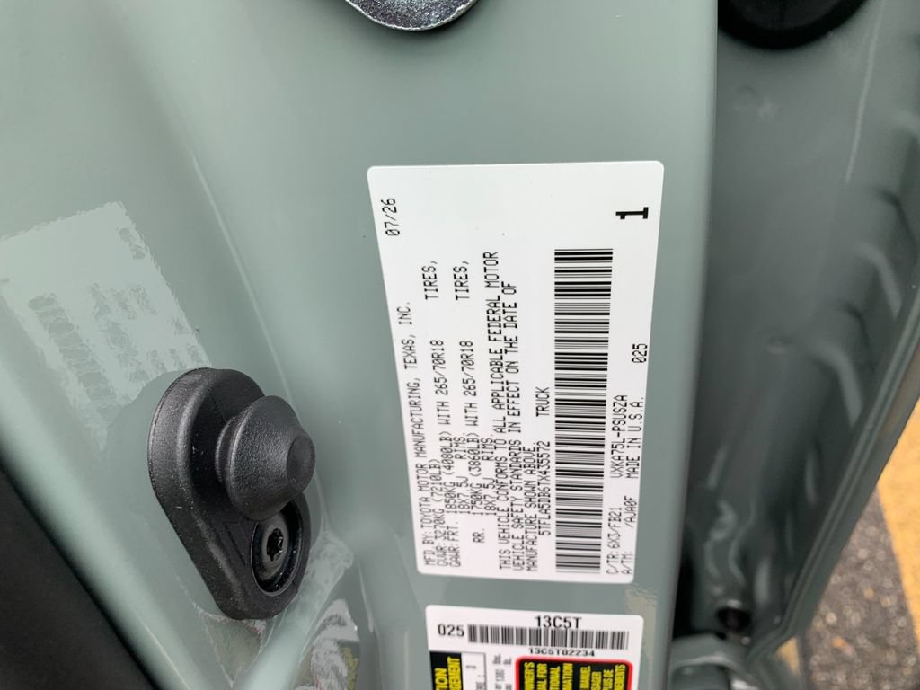 New 2026 Toyota Tundra SR5 AWD/4WD image 32