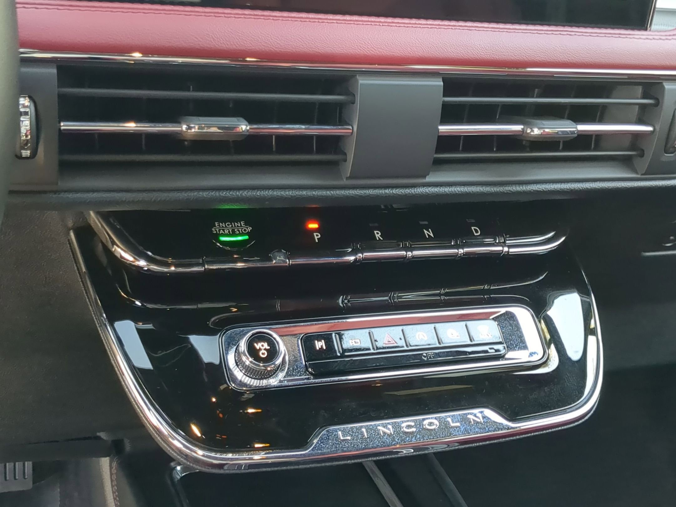 New 2026 Lincoln Corsair Reserve image 19