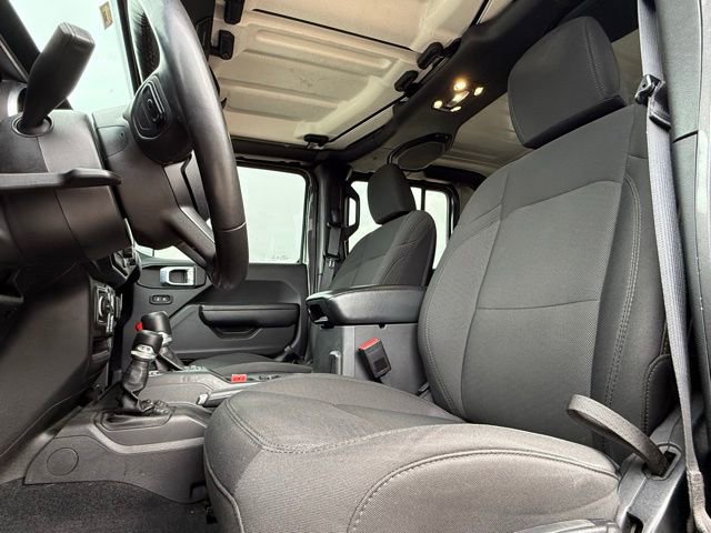 Used 2023 Jeep Gladiator Sport image 11