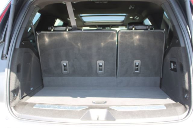 Used 2023 Cadillac Escalade Premium Luxury AWD/4WD image 47