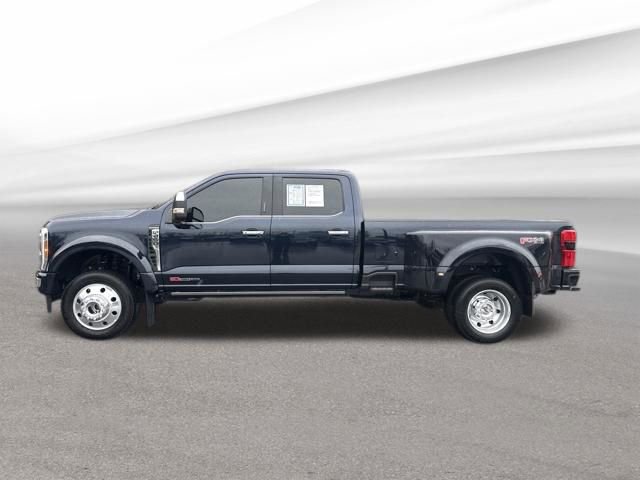 Used 2024 Ford F450 Platinum w/ FX4 Off-Road Package image 3