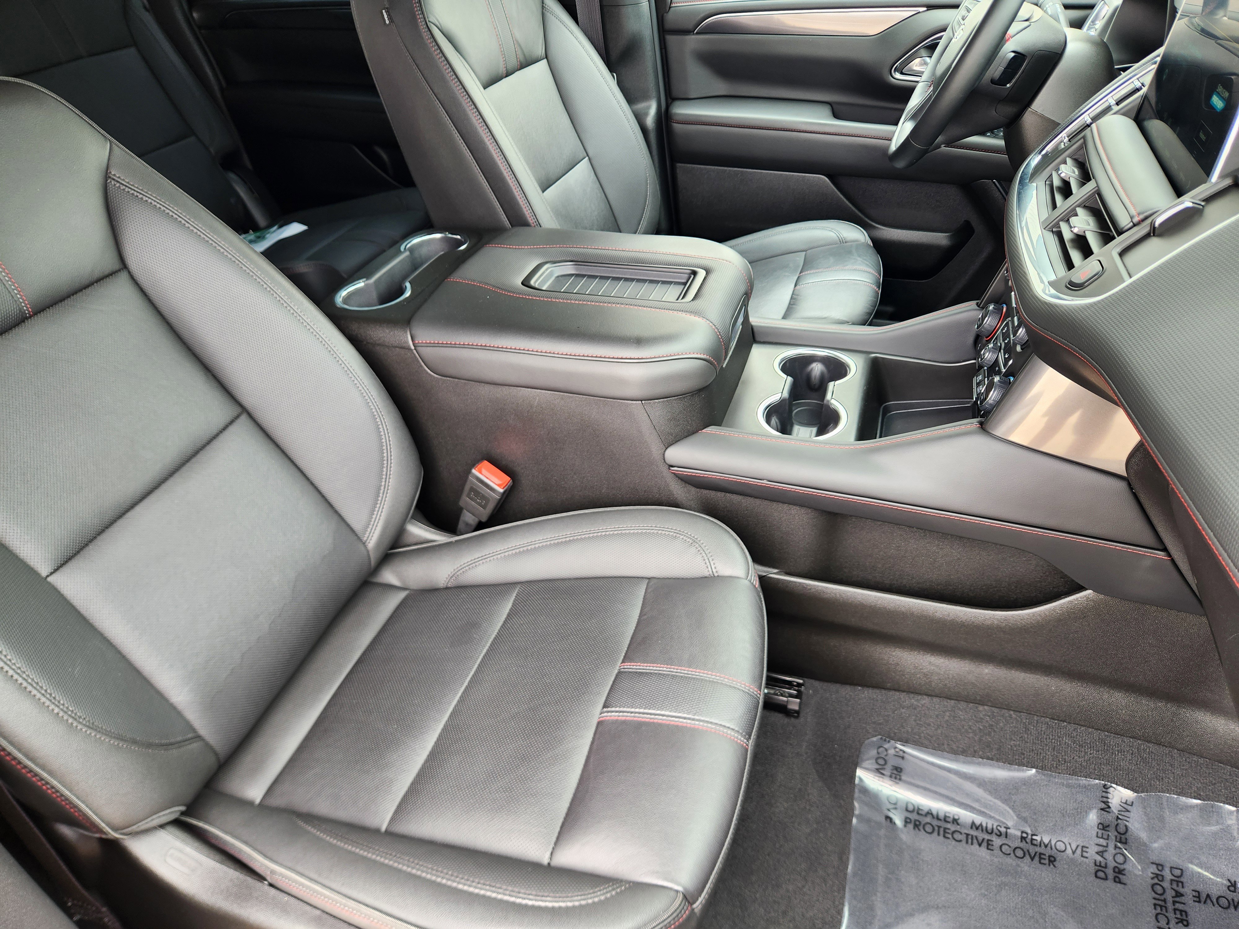 Used 2024 Chevrolet Suburban RST w/ Luxury Package AWD/4WD image 8