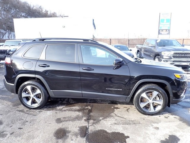Certified 2022 Jeep Cherokee Limited w/ Mopar Interior Package image 8
