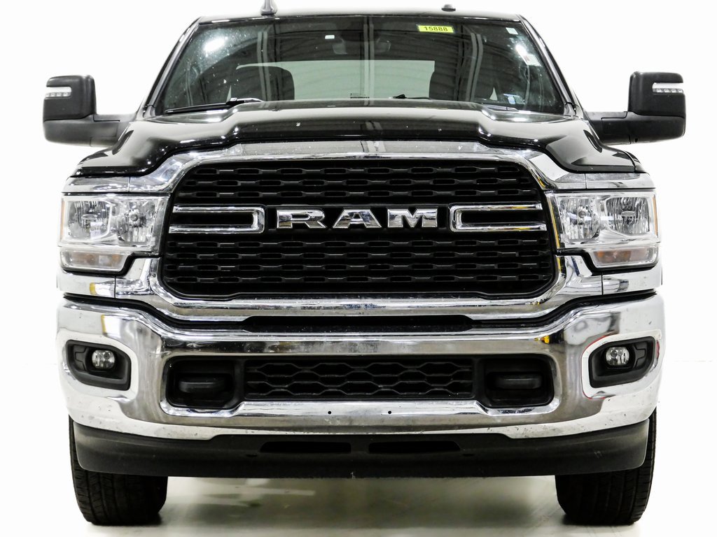 Used 2024 RAM 2500 Big Horn video 2