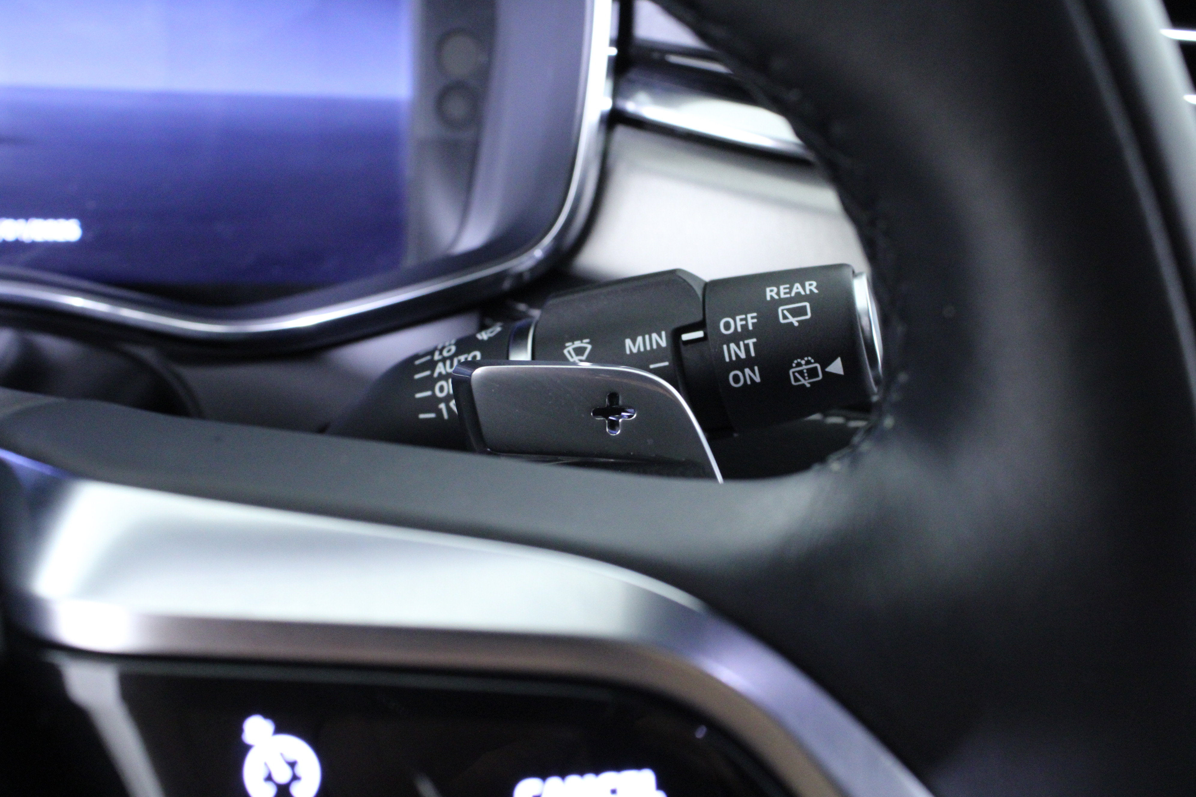 Used 2025 Jaguar F-PACE R-Dynamic S image 24